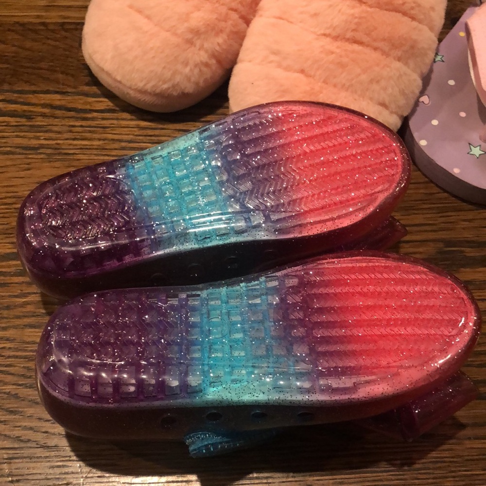 Bundle of 5 Kids Footwear or shoes - Picture 4 of 17